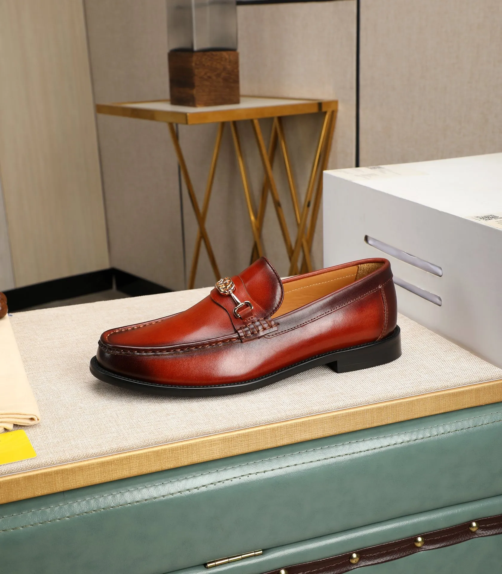 Men's shoes 💰580 📛📛Original (water-dyed cow lining) Gucci GUCCI official website formal shoes 🌀 Italian 🇮🇹 imported cowhide ➕ top imported water-dyed cowhide lining 💋 fine handmade original bottom, the real thing looks better when photographed in person Standard size 38-44